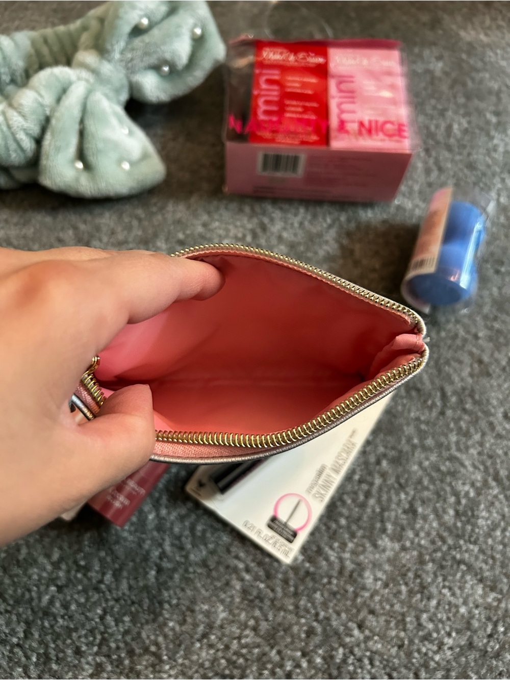 Make-up Bundle 💕 - Picture 12 of 14